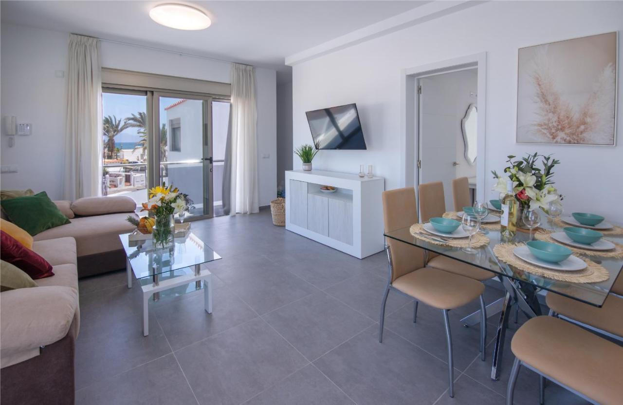 Apartment Holiday 5 Beachfront Corralejo By Holidays Home Εξωτερικό φωτογραφία