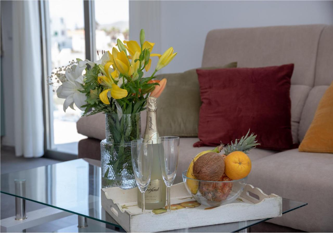 Apartment Holiday 5 Beachfront Corralejo By Holidays Home Εξωτερικό φωτογραφία